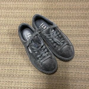 🩶Fenty Rihanna Puma Creepers Glacier Grey Velvet Sz 7🩶